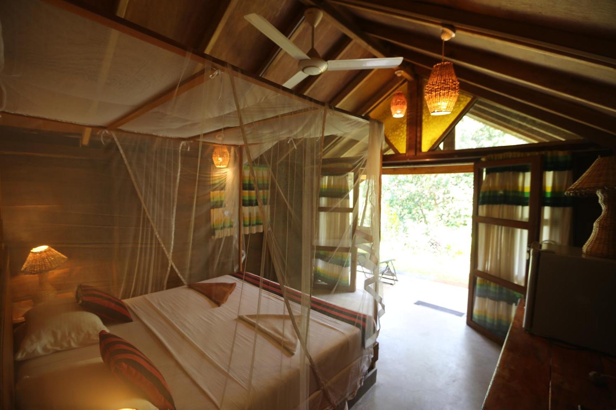 360 Rainforest เดนิยายา ภายนอก รูปภาพ