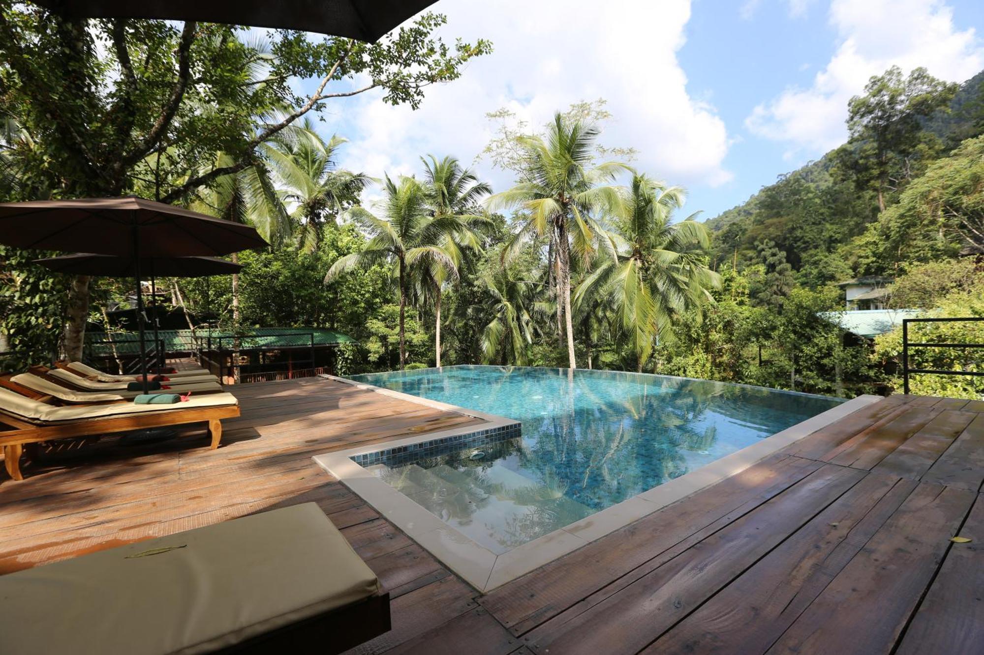 360 Rainforest เดนิยายา ภายนอก รูปภาพ